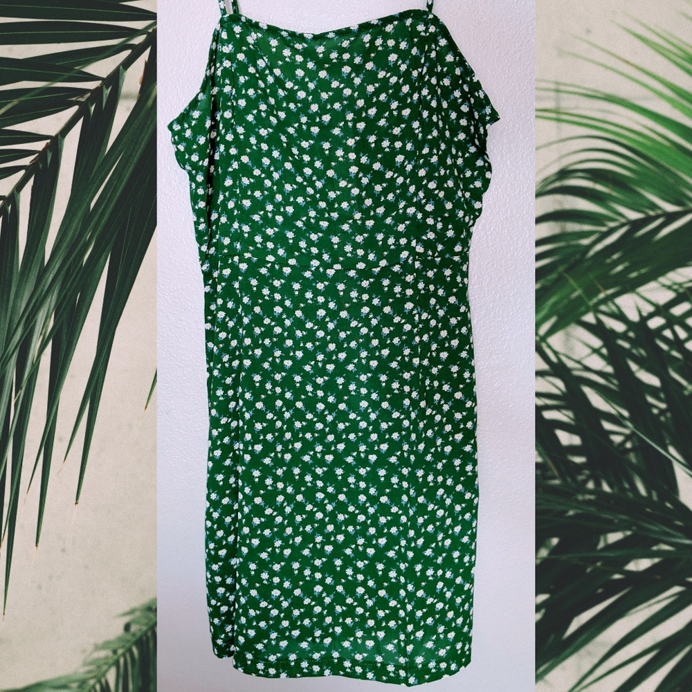 Green dress with small flowers